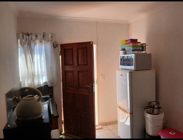 3 BEDROOM HOUSE FOR SALE IN PROTEA GLEN EXT